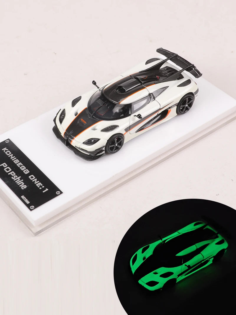 POPshine 1:64 One 1 Night Light Modelo de coche fundido a presión Edición limitada 399
