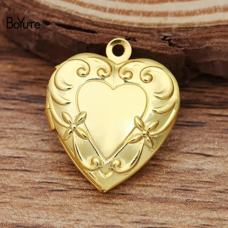 BoYuTe (20 Pieces/Lot) 20MM Metal Brass Floating Heart Memory Locket Pendant Charms for Jewelry Making