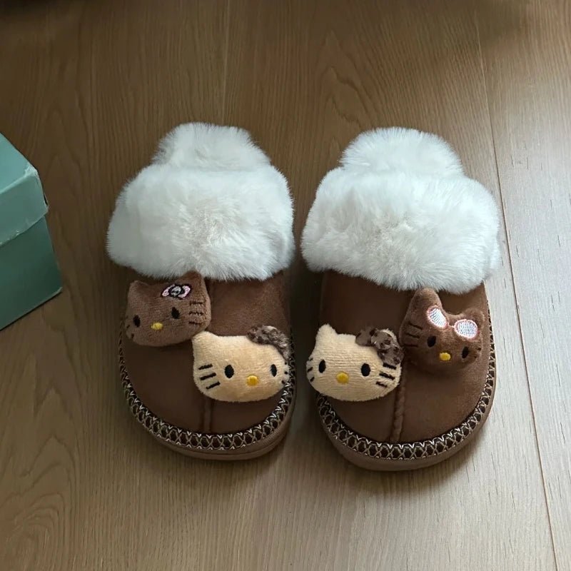 Pantuflas de invierno Sanrio Hello Kitty con bonitos dibujos animados, cálidas y cómodas, estilo Kawaii Y2k, antideslizantes, planas, para exteriores, para mujer