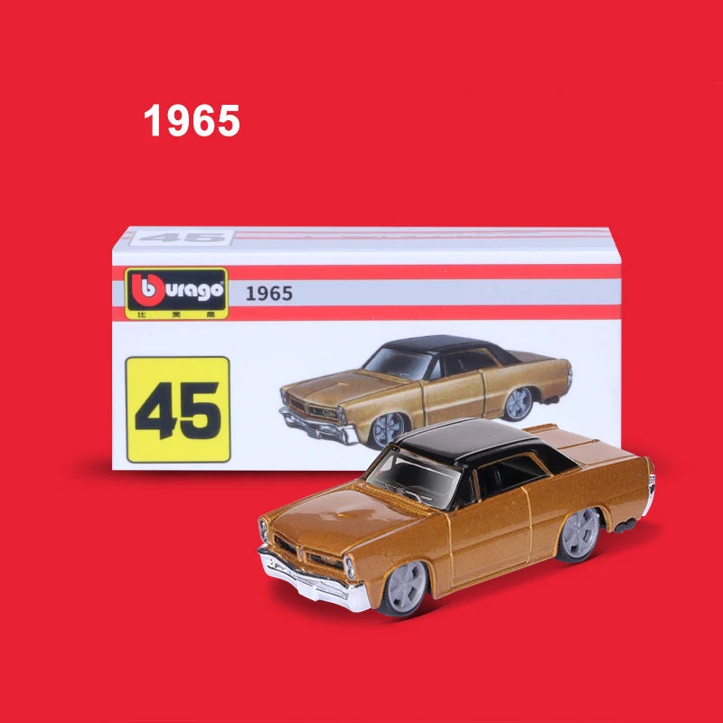 1/64 Simulated Parking Lot Model Classic Static Car Bburago Alloy Diecasting Vehicles Miniature Scene Assembly Display Frame Toy