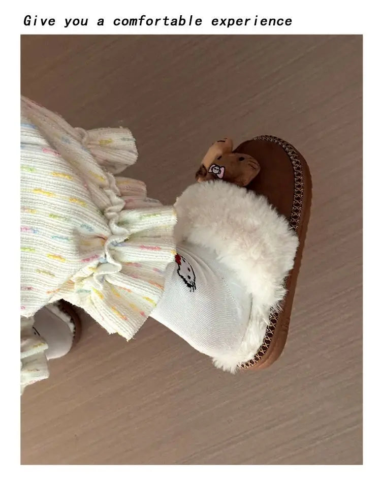 Pantuflas de invierno Sanrio Hello Kitty con bonitos dibujos animados, cálidas y cómodas, estilo Kawaii Y2k, antideslizantes, planas, para exteriores, para mujer
