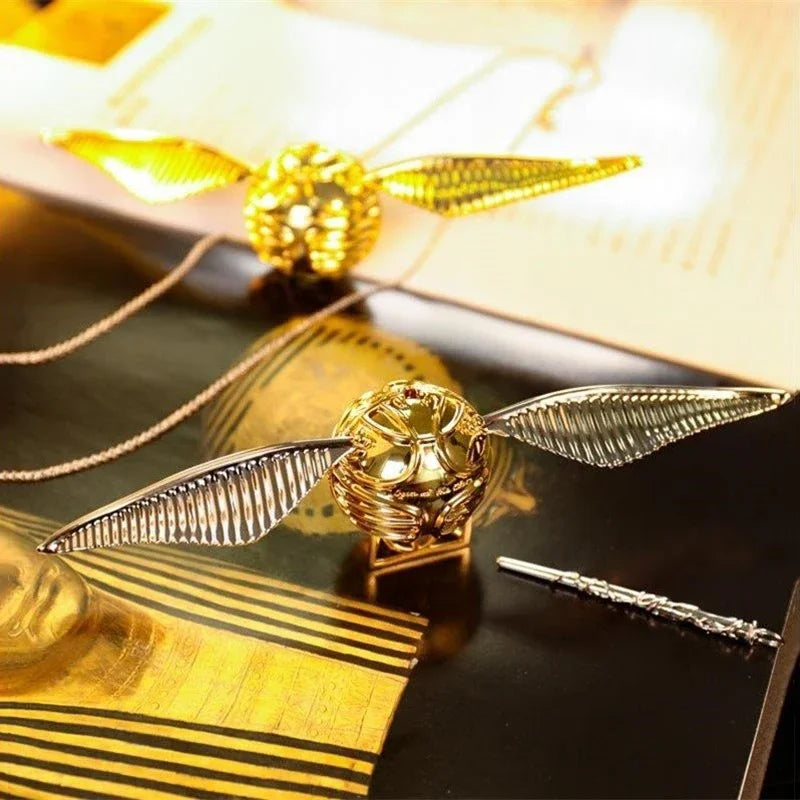Proposal Ring Box Gold Snitch Wedding Wings Ring Boxes Luxury Gold Metal Jewelry Mystery Box Surprise Organizer for Small Things
