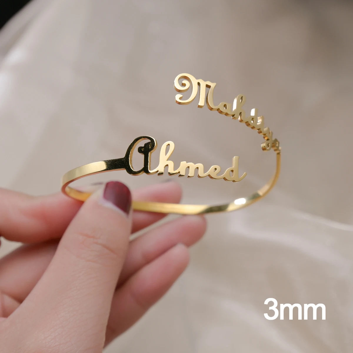 Akizoom Personalized Custom Name Bracelets Heart Crown Stainless Steel Wide Hand Cuff Bangles for Women Men Wedding Jewelry Gift