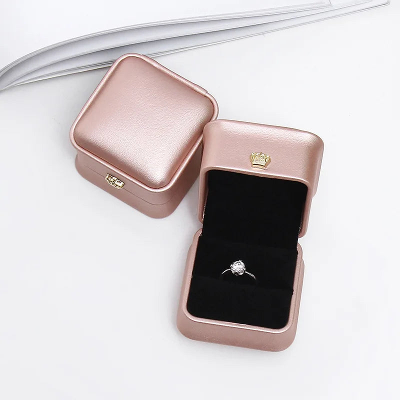Organizador de regalo con hebilla en forma de corona, 10 unidades, pequeño, portátil, cuadrado, caja de almacenamiento, tela de PU, para joyas, pulseras y collares, venta al por mayor