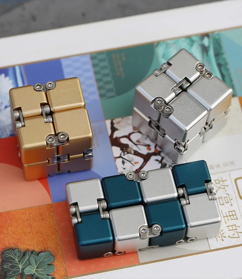 Tiktok Pop Fun Decompression Toys Alloy Infinity Magic Cube Finger Toy Office Flip Cubic Puzzle Stress Relief Cube Block Gift