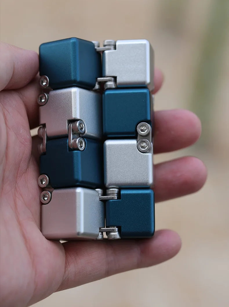 Tiktok Pop Fun Decompression Toys Alloy Infinity Magic Cube Finger Toy Office Flip Cubic Puzzle Stress Relief Cube Block Gift