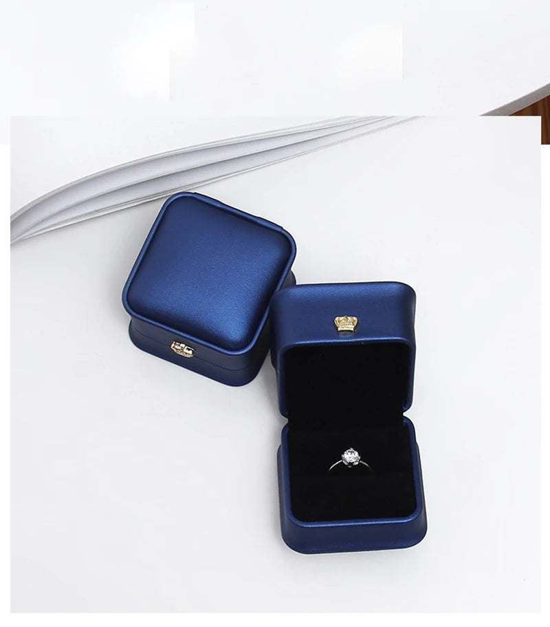Organizador de regalo con hebilla en forma de corona, 10 unidades, pequeño, portátil, cuadrado, caja de almacenamiento, tela de PU, para joyas, pulseras y collares, venta al por mayor