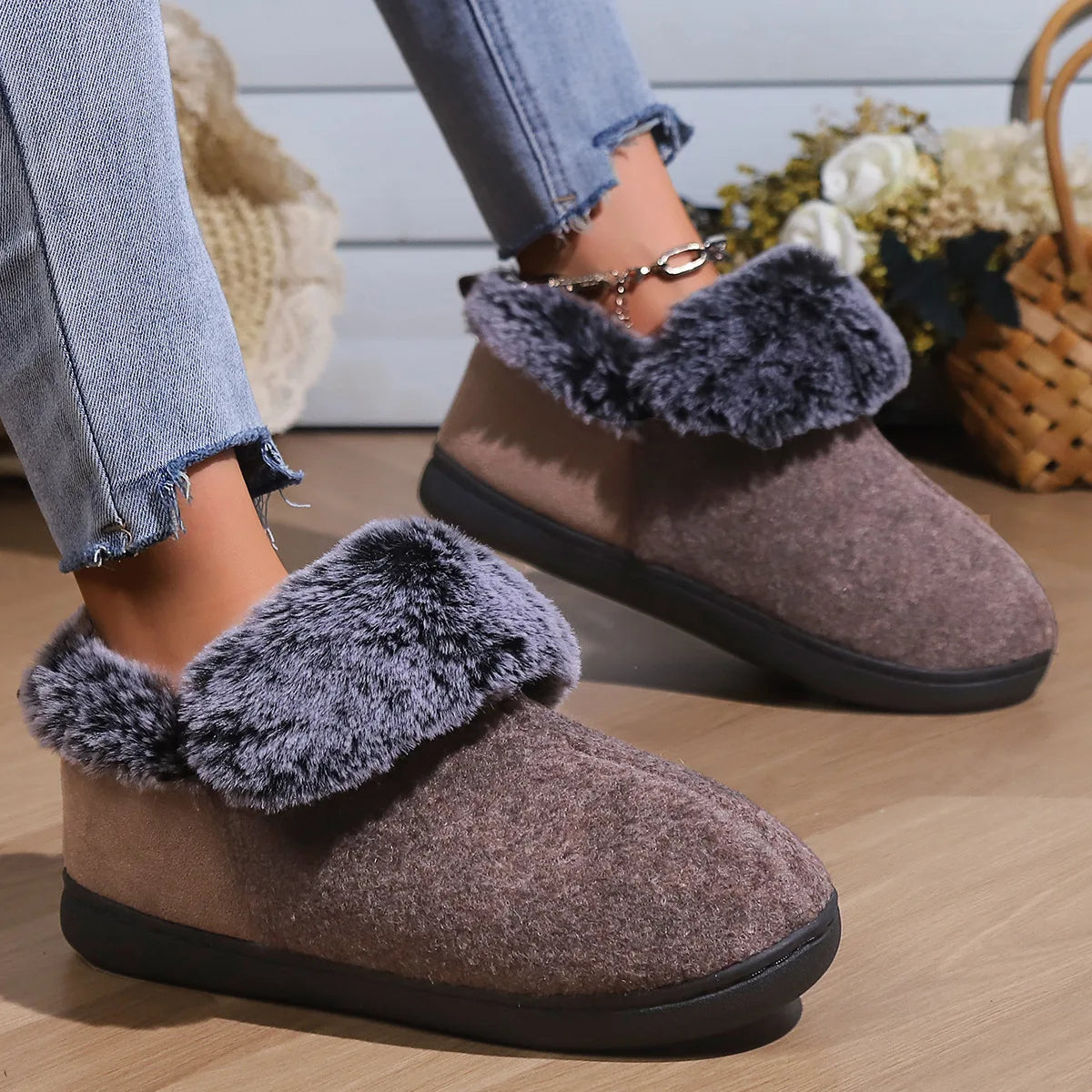 Bebealy Winter Plush Fur Women Slippers Fluffy Home Slippers Female Indoor Warm Closed Soft Non-slip High Ankle Fuzzy Slippers