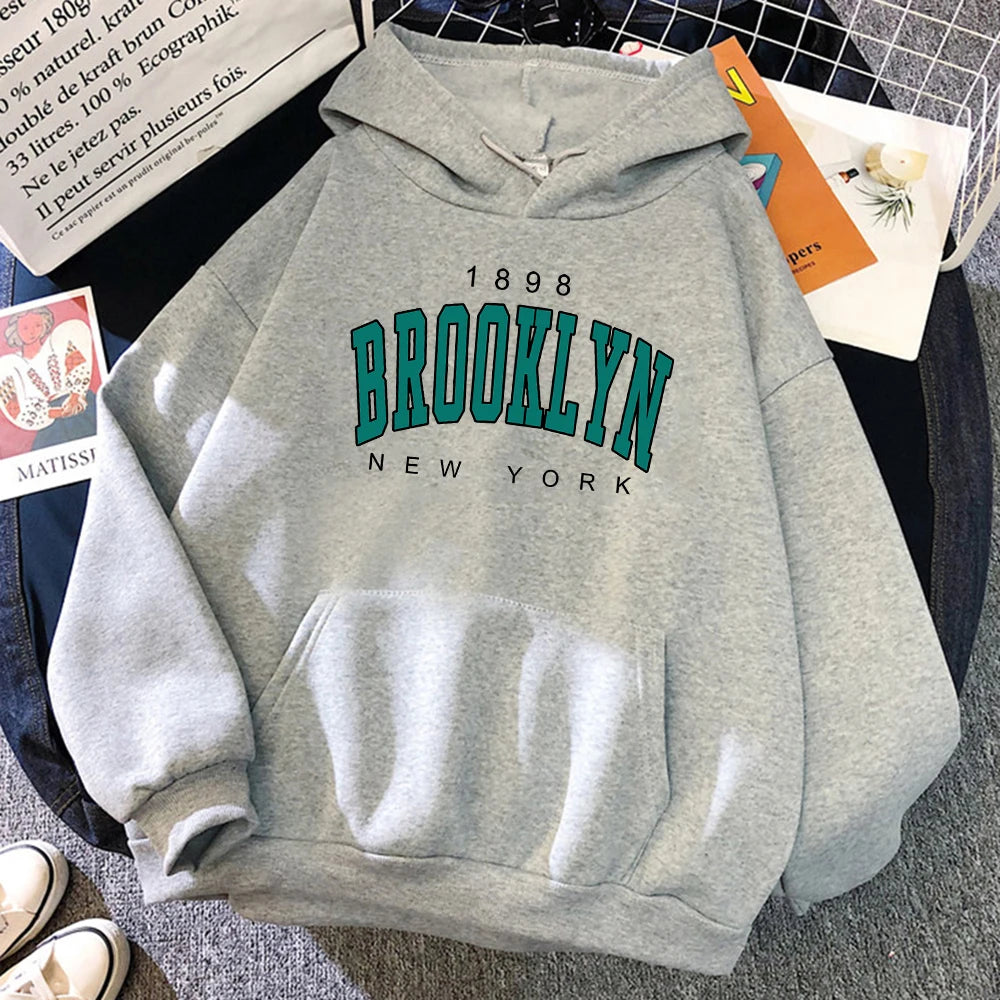 1898 Brooklyn New York Imprimé Femmes Sweats À Capuche Mode Polaire À Capuche Créativité Pull Vêtements Rue Lâche Sweats Femmes