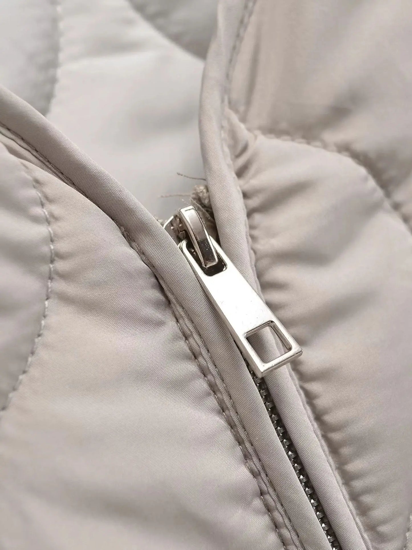 XNWMNZ 2024 Chaqueta acolchada de moda para mujer Otoño/Invierno Chaqueta acolchada retro con cuello redondo y manga larga con cremallera Abrigo acolchado versátil para mujer