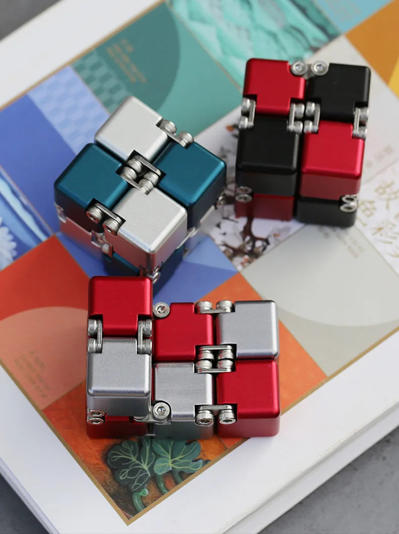 Tiktok Pop Fun Decompression Toys Alloy Infinity Magic Cube Finger Toy Office Flip Cubic Puzzle Stress Relief Cube Block Gift