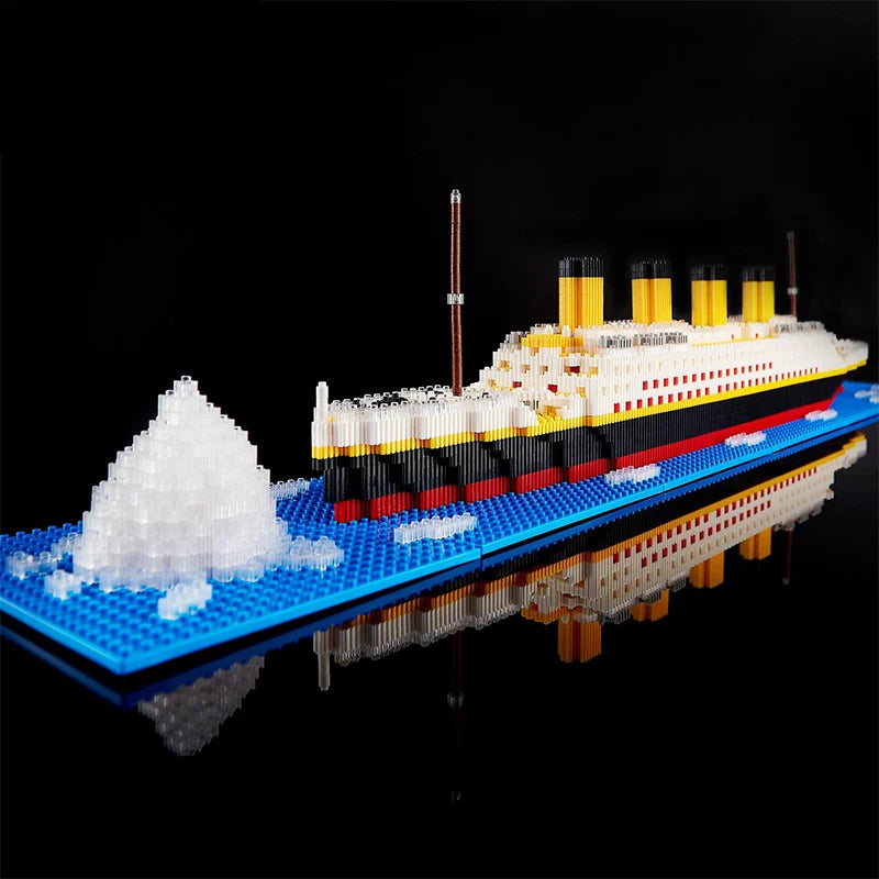 Titanic ship model children's toys birthday gift assembly building block plastic block with lamp toy Titanic building block toy