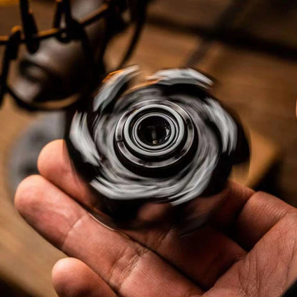 Stock Original GoBiggeR Pillbug Fidget Spread Zirconium Polished EDC Beetle Finger Spinner Anti Stress Toys