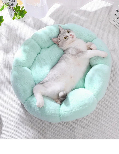 Cama de felpa para mascotas, cálida y relajante para el invierno, con forma de dona para gatos y perros, cojín antiansiedad para dormir profundamente, cama para gatos con forma de flor, nido grueso para acurrucarse