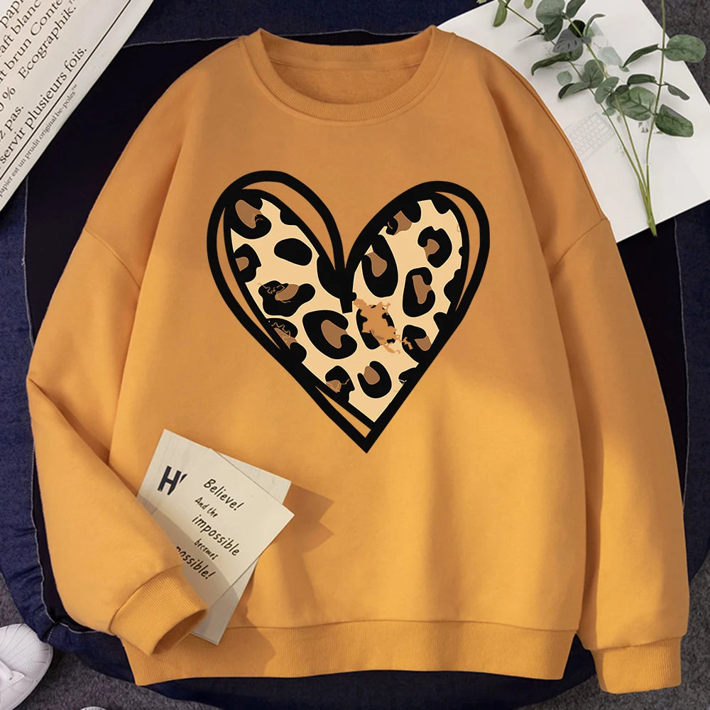 Sweat-shirt d'hiver Harajuku pour femme, imprimé léopard incomplet, imprimé cœur, sweat à capuche, chaud, col ras du cou, polaire confortable