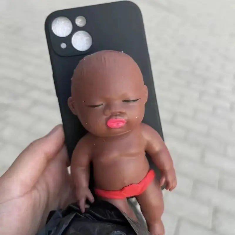 Relieve stress squeeze black doll suitable for iPhone 14/15 Pro Max phone case Samsun funny cute little baby 13/14/12 phone case