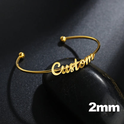 Akizoom Personalized Custom Name Bracelets Heart Crown Stainless Steel Wide Hand Cuff Bangles for Women Men Wedding Jewelry Gift