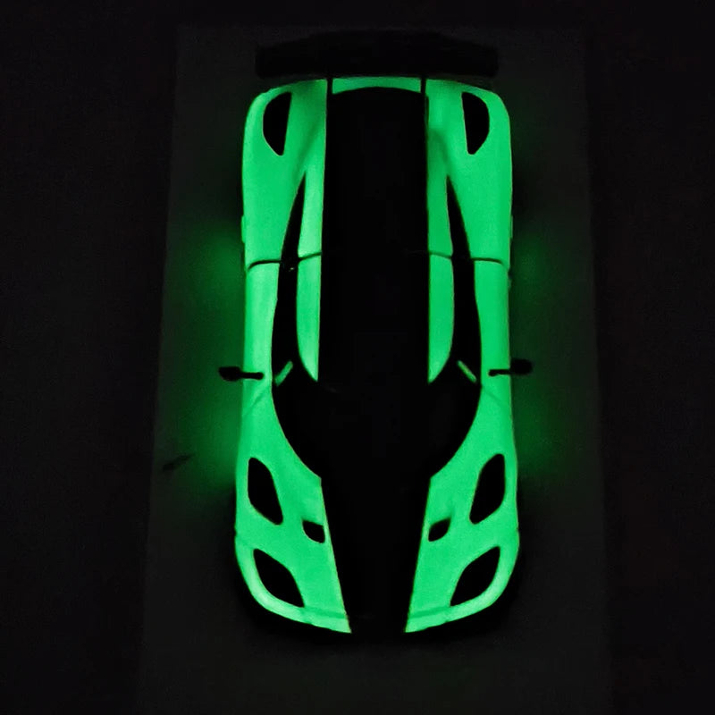 POPshine 1:64 One 1 Night Light Modelo de coche fundido a presión Edición limitada 399