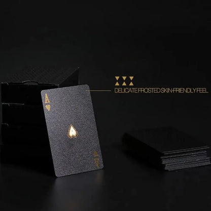 Juego de 54 cartas de póquer negras con diseño de rosas, color negro y dorado, juego de cartas impermeable para póquer