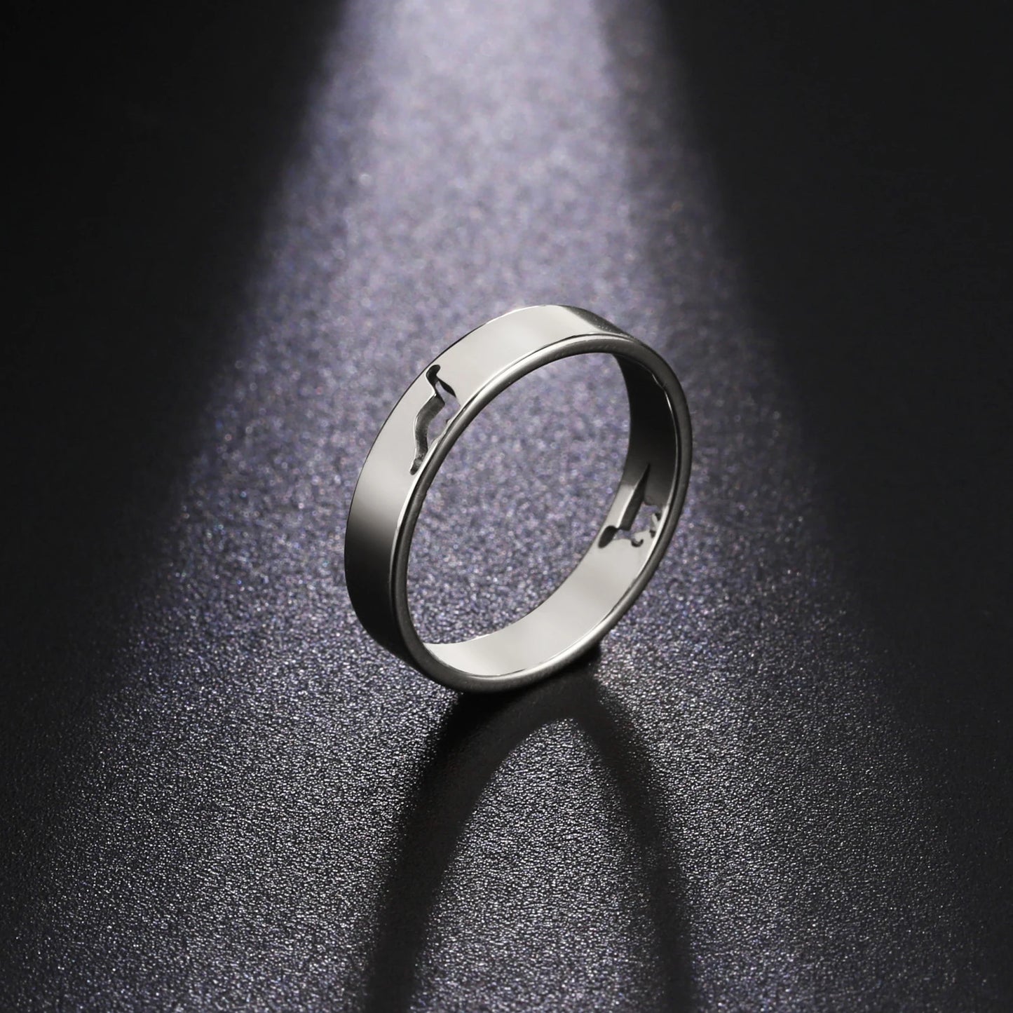 Skyrim Hollow Dinosaur Ring Stainless Steel Gold Color Tyrannosaurus Brachiosaurus Finger Rings Couple Jewelry for Women Men