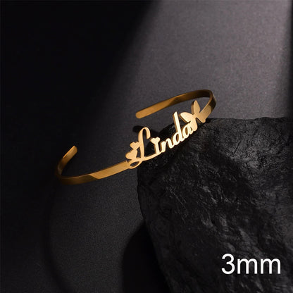 Akizoom Personalized Custom Name Bracelets Heart Crown Stainless Steel Wide Hand Cuff Bangles for Women Men Wedding Jewelry Gift