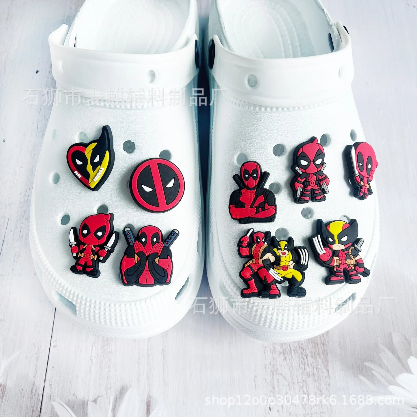9Pcs/Set Marvel Deadpool Shoe Charms for Clogs Sandals Decoration Cartoon Cute Hot Movie Deadpool&Wolverine Shoe Buckle 2024