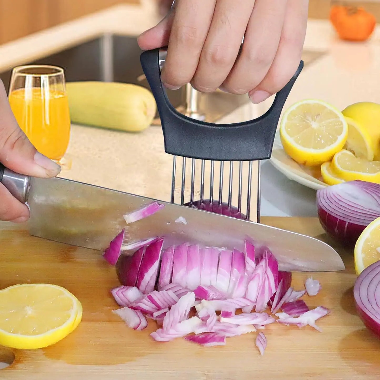Onion Holder for Slicing Vegetable Cutter for Potato and Tomato Eggs Food Slicer Assistant Tool for Slicing Fruit Lemon and Meat