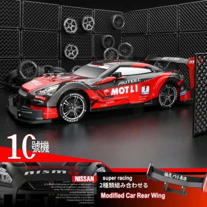1:16 Nuevo coche de control remoto con tracción en las cuatro ruedas a media escala 4x4 30 km/h 2,4 G CVT RC Coche de juguete para niños Regalo de juguete