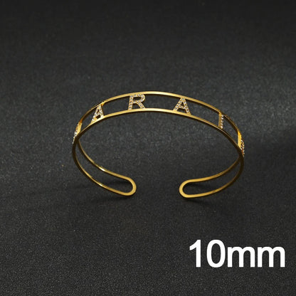 Akizoom Personalized Custom Name Bracelets Heart Crown Stainless Steel Wide Hand Cuff Bangles for Women Men Wedding Jewelry Gift