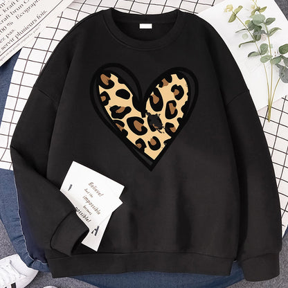 Sweat-shirt d'hiver Harajuku pour femme, imprimé léopard incomplet, imprimé cœur, sweat à capuche, chaud, col ras du cou, polaire confortable